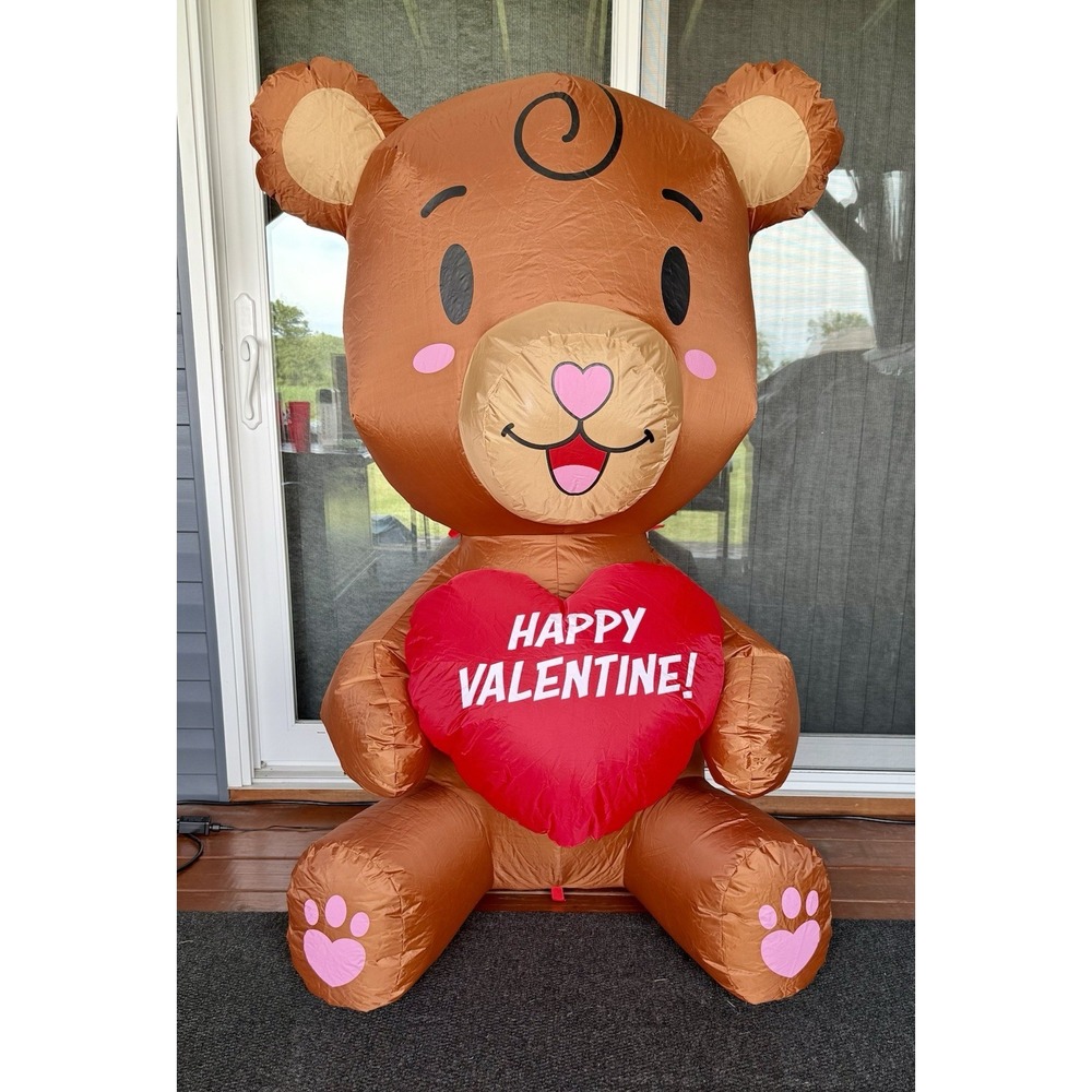 Inflatable Valentines Day Brown Bear With Heart 5' Foot Tall NEW!